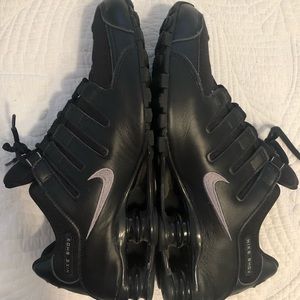 Men Nike shox